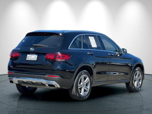 Used 2021 Mercedes-Benz GLC 300 image 4