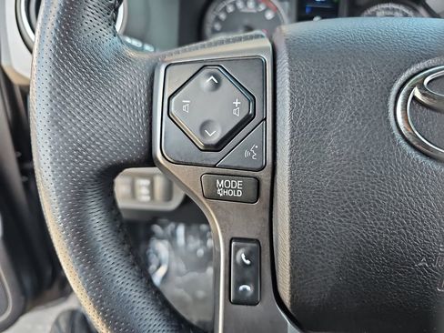 Certified 2021 Toyota Tacoma TRD Sport w/ Technology Package AWD/4WD image 11