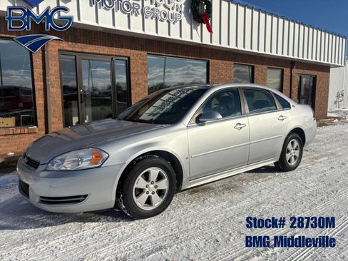 Used 2009 Chevrolet Impala LT image 1
