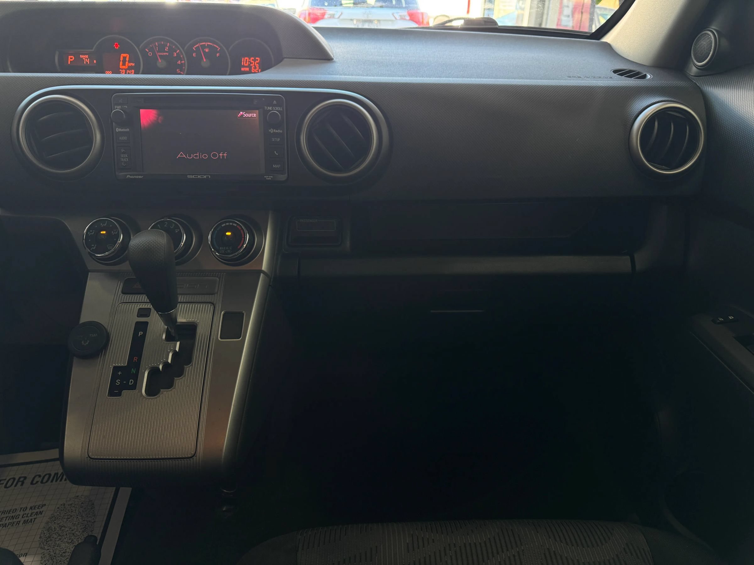 Used 2014 Scion xB FWD image 29