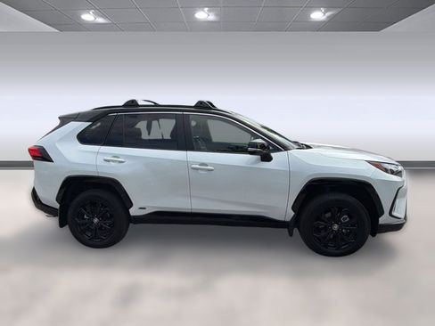 Used 2025 Toyota RAV4 XSE w/ Weather Package AWD/4WD image 8