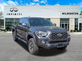 Used 2020 Toyota Tacoma TRD Off-Road video 1