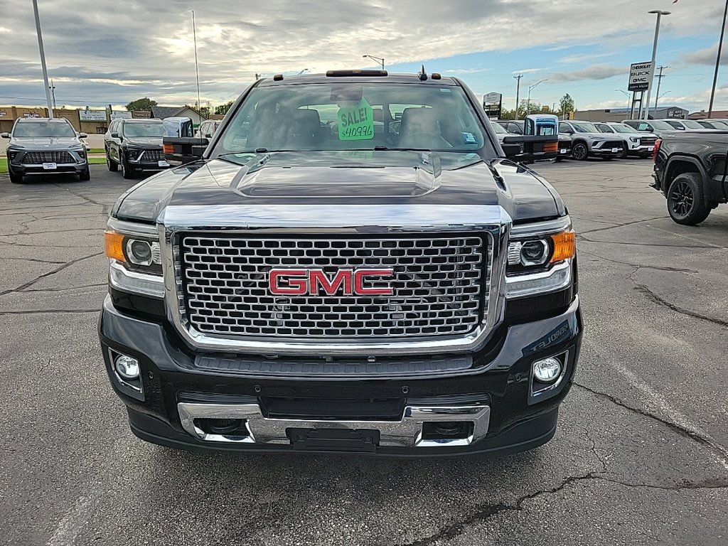 Used 2016 GMC Sierra 3500 Denali w/ Duramax Plus Package AWD/4WD image 2
