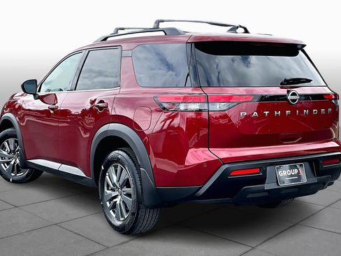 New 2026 Nissan Pathfinder SV image 12