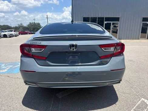 Used 2022 Honda Accord Sport image 9