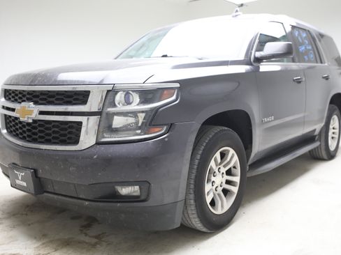 Used 2016 Chevrolet Tahoe LT w/ Luxury Package RWD image 1