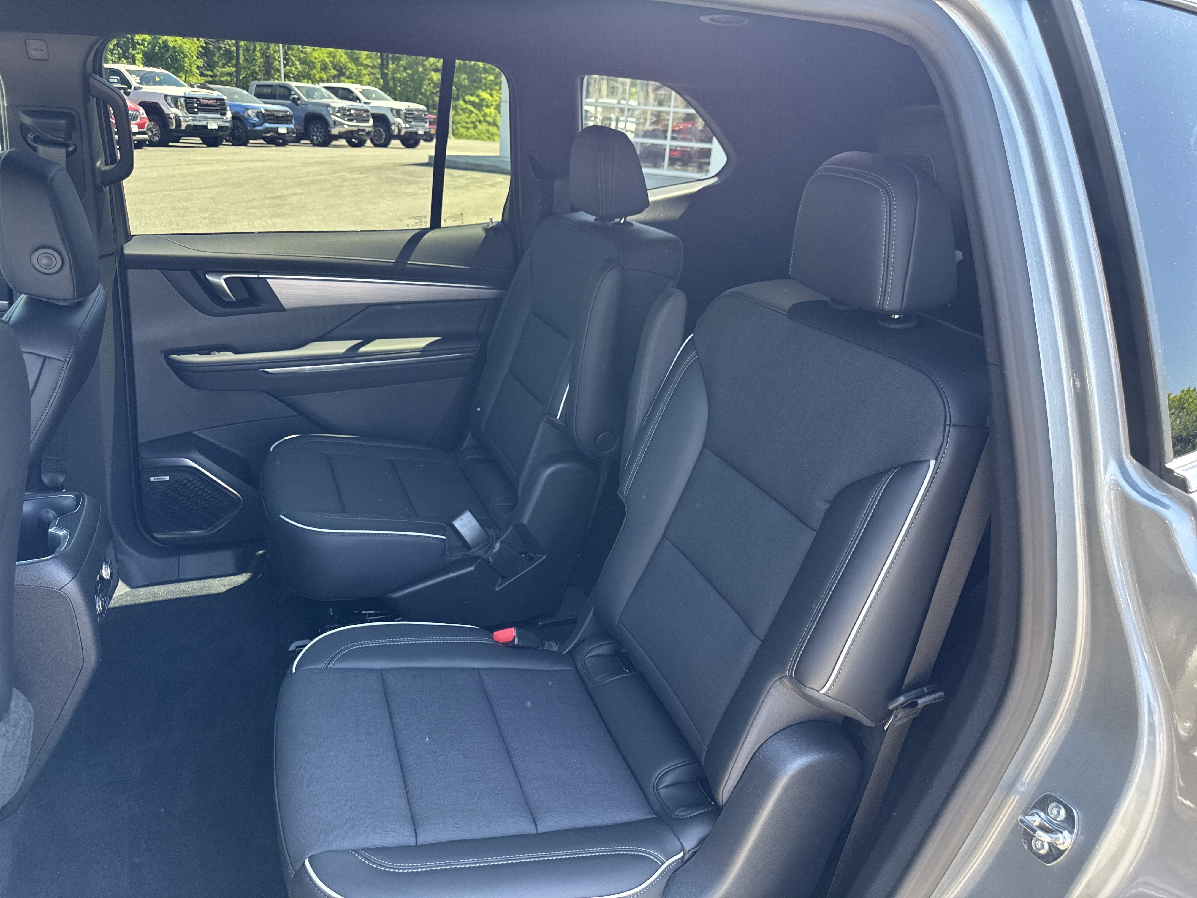 New 2026 Buick Enclave Preferred w/ Power Package AWD/4WD image 30