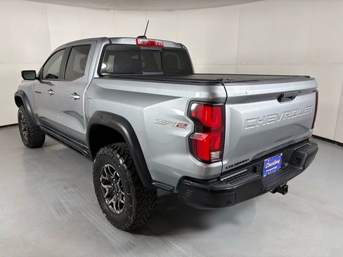 Used 2023 Chevrolet Colorado ZR2 w/ ZR2 Convenience Package III AWD/4WD image 7