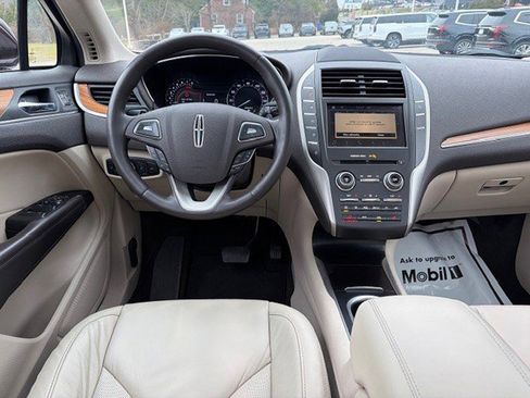 Used 2019 Lincoln MKC Select w/ Select Plus Package image 8