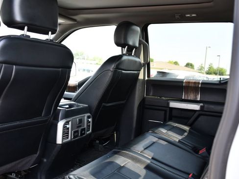 Used 2020 Ford F150 Lariat w/ Equipment Group 502A Luxury AWD/4WD image 21