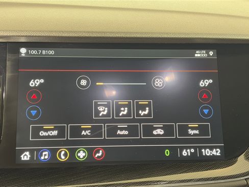 Used 2023 Buick Envision Essence w/ Sport Touring Package AWD/4WD image 22