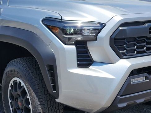 New 2026 Toyota Tacoma TRD Off-Road AWD/4WD image 7