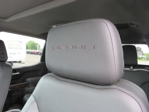 Certified 2020 GMC Sierra 1500 Denali w/ LPO, GMC Protection Package AWD/4WD image 18