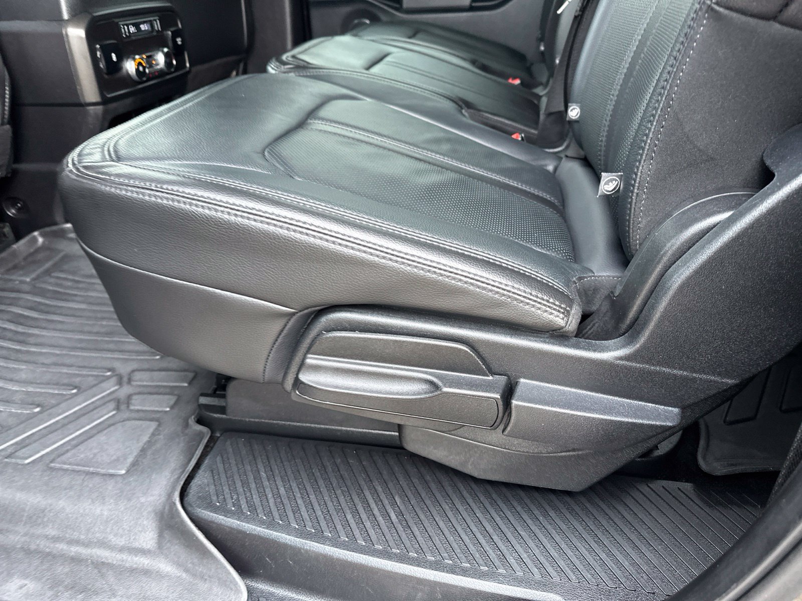 Used 2018 Ford Expedition Max Limited AWD/4WD image 24