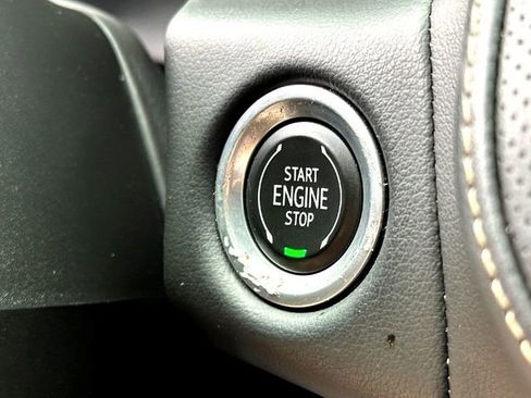 Used 2022 Chevrolet Tahoe Premier RWD image 16