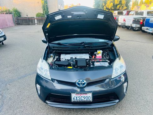 Used 2012 Toyota Prius Three FWD image 11