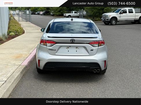Used 2020 Toyota Corolla SE FWD image 5