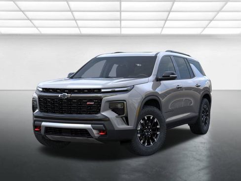 New 2026 Chevrolet Traverse Z71 w/ Driver Confidence Package AWD/4WD image 7