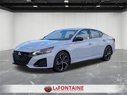 Used 2023 Nissan Altima 2.5 SR w/ SR Premium Package