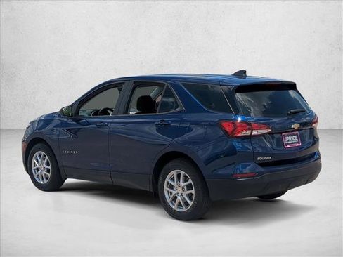 Used 2022 Chevrolet Equinox LS FWD image 8