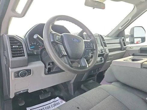 Used 2019 Ford F250 XL w/ STX Appearance Package AWD/4WD image 14