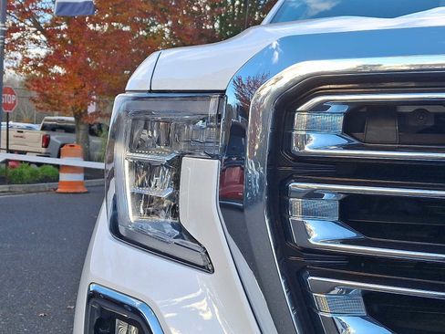 Used 2020 GMC Sierra 1500 SLT w/ SLT Premium Plus Package image 10