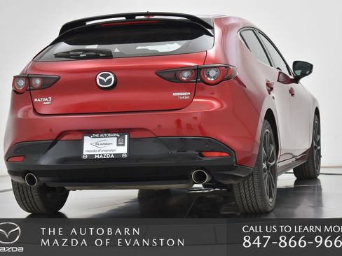 Used 2025 MAZDA MAZDA3 Hatchback w/Premium Plus Pkg image 22