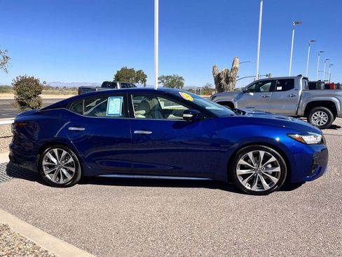 Used 2021 Nissan Maxima Platinum w/ Sport Mat Group image 7