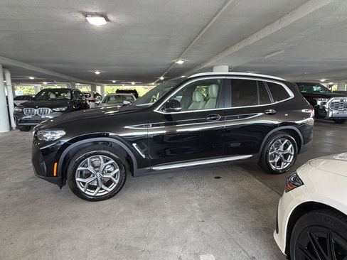 Used 2024 BMW X3 xDrive30i w/ Convenience Package AWD/4WD image 2