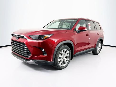 New 2026 Toyota Grand Highlander Limited image 3