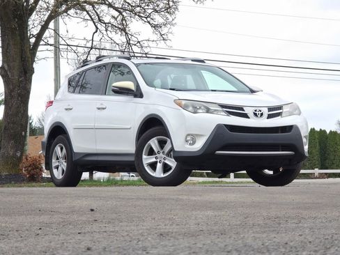 Used 2013 Toyota RAV4 XLE image 1
