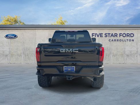 Used 2024 GMC Sierra 2500 Denali Ultimate AWD/4WD image 9