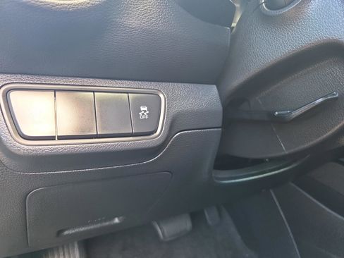 Used 2023 Kia Forte LXS FWD image 22