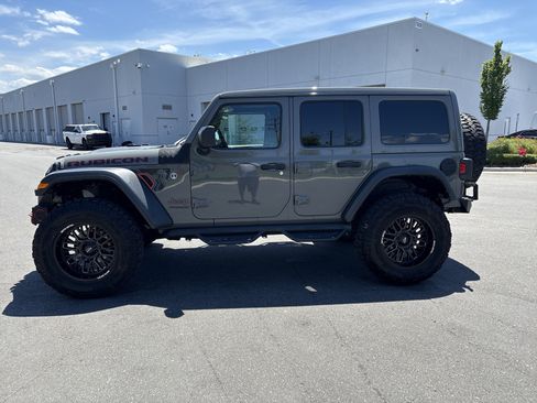 Used 2021 Jeep Wrangler Unlimited Rubicon AWD/4WD image 6