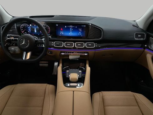 New 2026 Mercedes-Benz GLS 450 4MATIC image 23