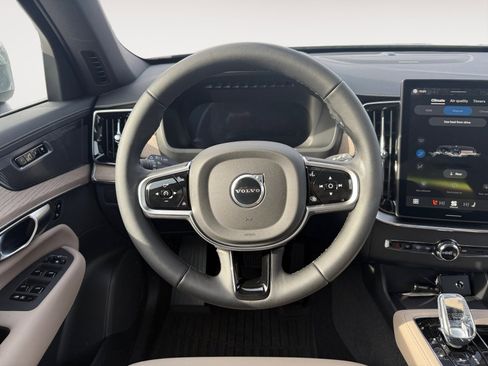 New 2026 Volvo XC90 B6 Plus w/ Protection Package Premier image 12