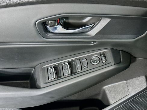 Used 2023 Honda Accord EX image 15