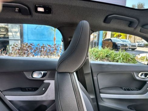 Used 2021 Polestar Polestar 2 image 16