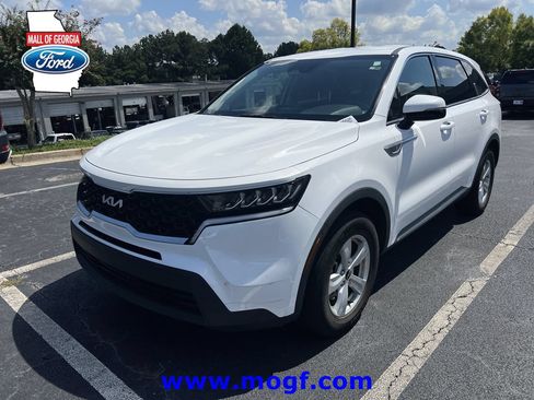 Used 2023 Kia Sorento LX FWD image 1