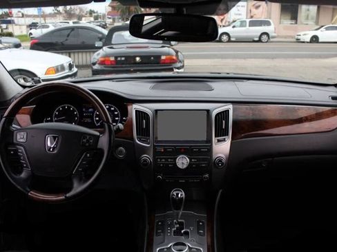 Used 2012 Hyundai Equus Signature image 7