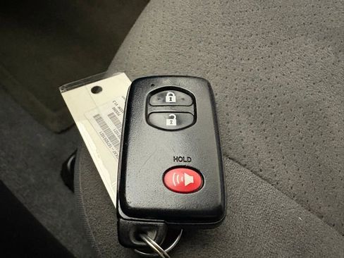 Used 2015 Toyota Prius Two image 30