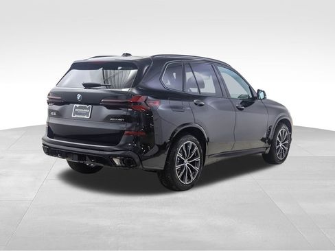 New 2026 BMW X5 xDrive40i w/ M Sport Package AWD/4WD image 5