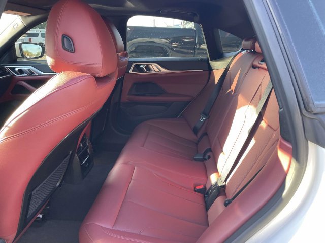 Used 2024 BMW 430i RWD image 11