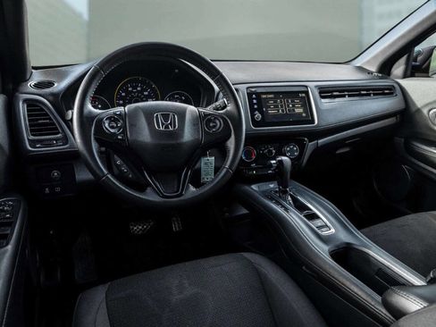 Used 2022 Honda HR-V Sport image 4