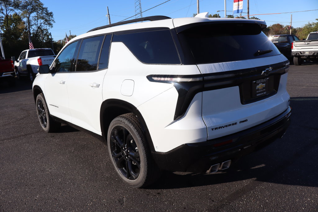 New 2027 Chevrolet Traverse RS AWD/4WD image 3