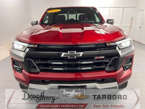 Used 2024 Chevrolet Colorado Z71 w/ Z71 Convenience Package 2 AWD/4WD image 2