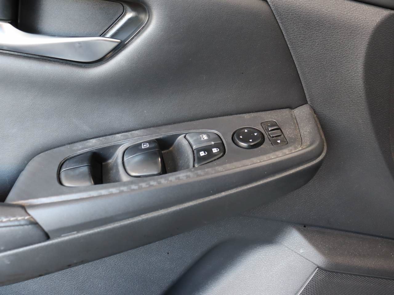 Used 2022 Nissan Sentra S w/ Electronics Package FWD image 14