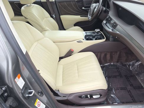 Used 2018 Lexus LS 500 AWD w/ Interior Upgrade Package image 15