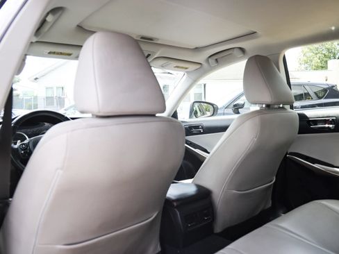 Used 2015 Lexus IS 250 AWD w/ Navigation System Package image 30