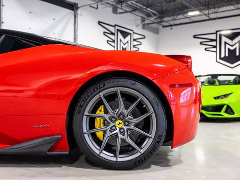 Used 2012 Ferrari 458 Italia Coupe RWD image 16